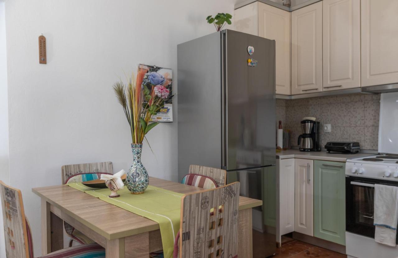 Ornella'S & Laura'S Secret Place Livadia  Екстер'єр фото